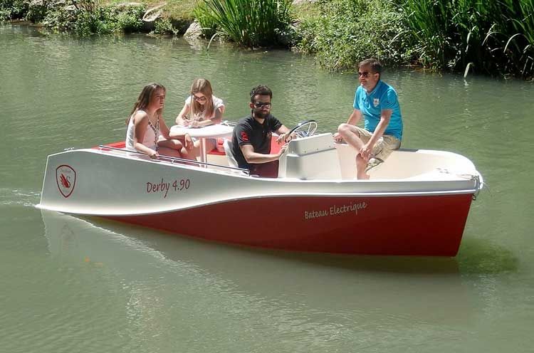 Plaisance 4.90 11 passagers | Saviboat bateaux électriques, bases nautiques de loisirs, acteurs touristiques